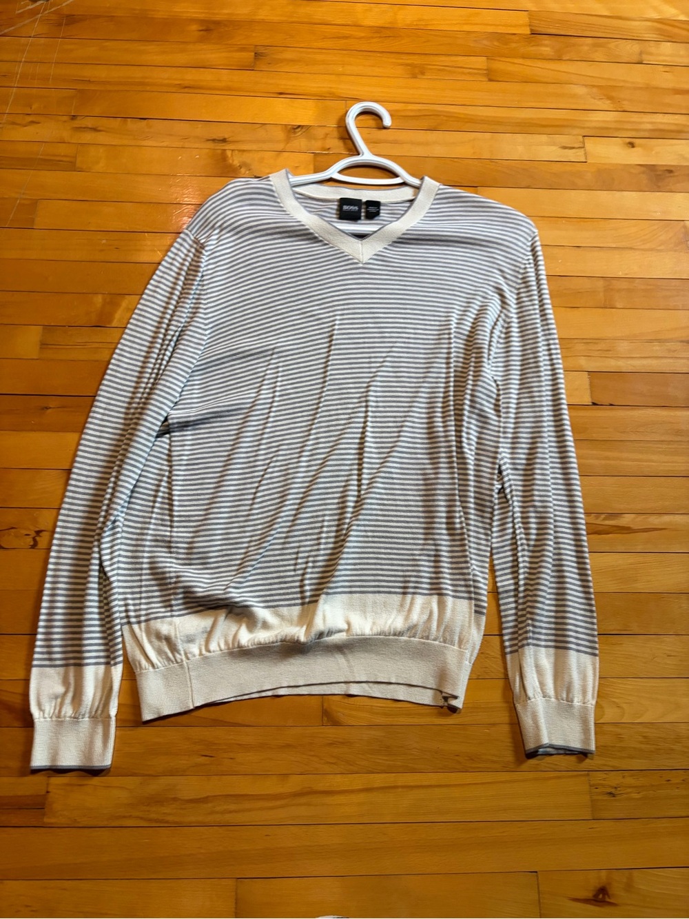Hugo Boss Men's White and Gray Striped V-Neck Sweater